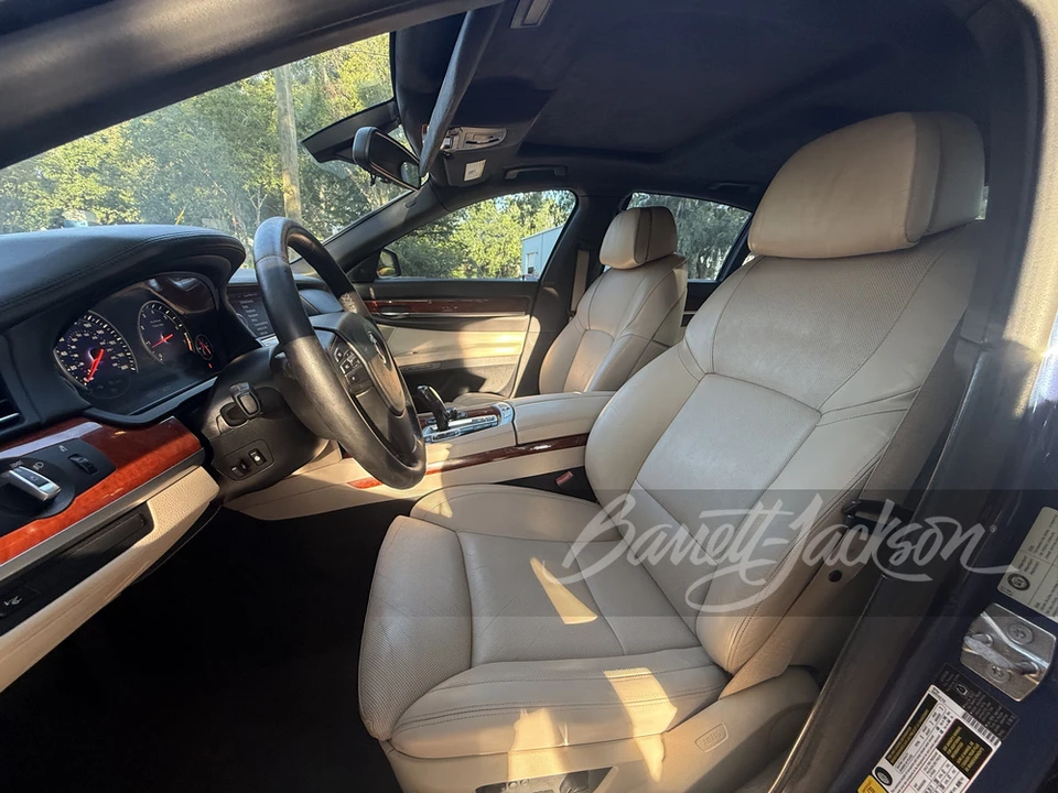 2012 BMW Alpina B7 - Image 28 of 31