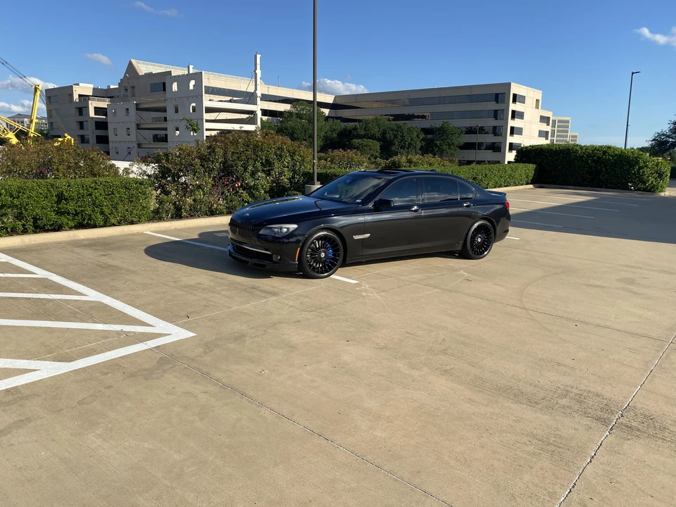 2012 BMW Alpina B7 - Image 20 of 31