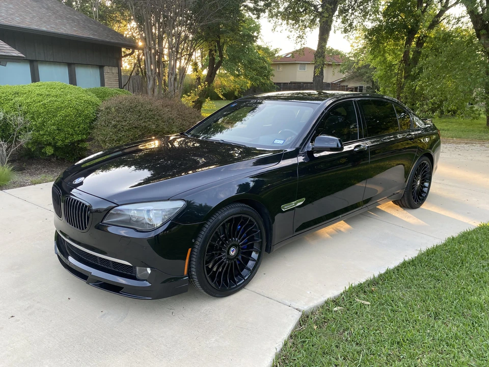 2012 BMW Alpina B7 - Image 17 of 31
