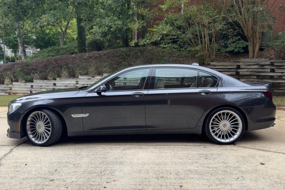 2012 BMW Alpina B7 - Image 3 of 31