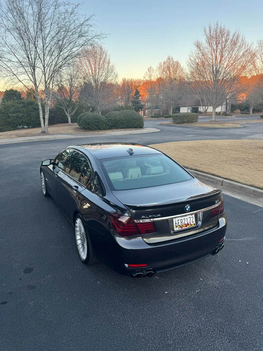 2012 BMW Alpina B7 - Image 9 of 31