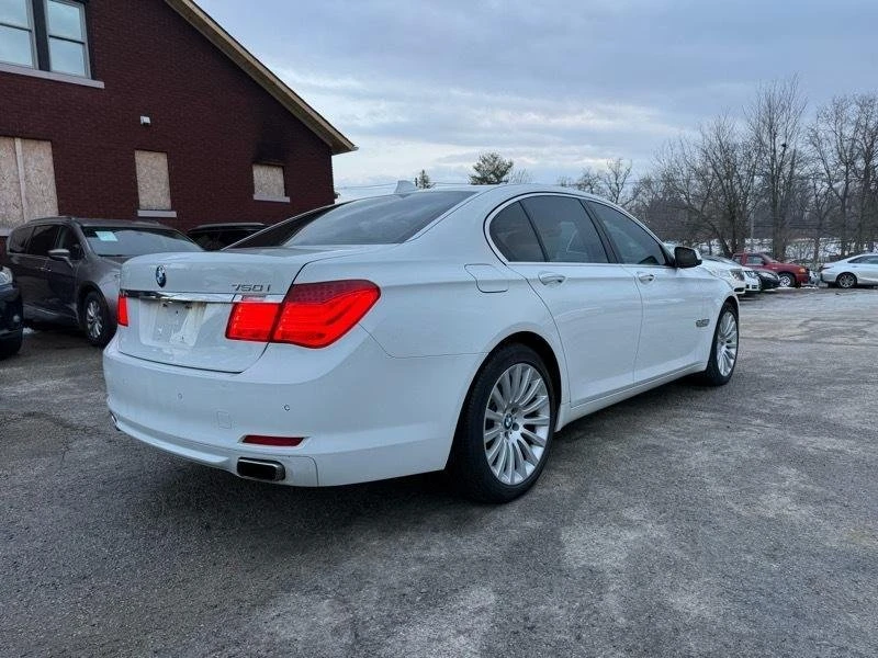 2012 BMW Alpina B7 - Image 3 of 20