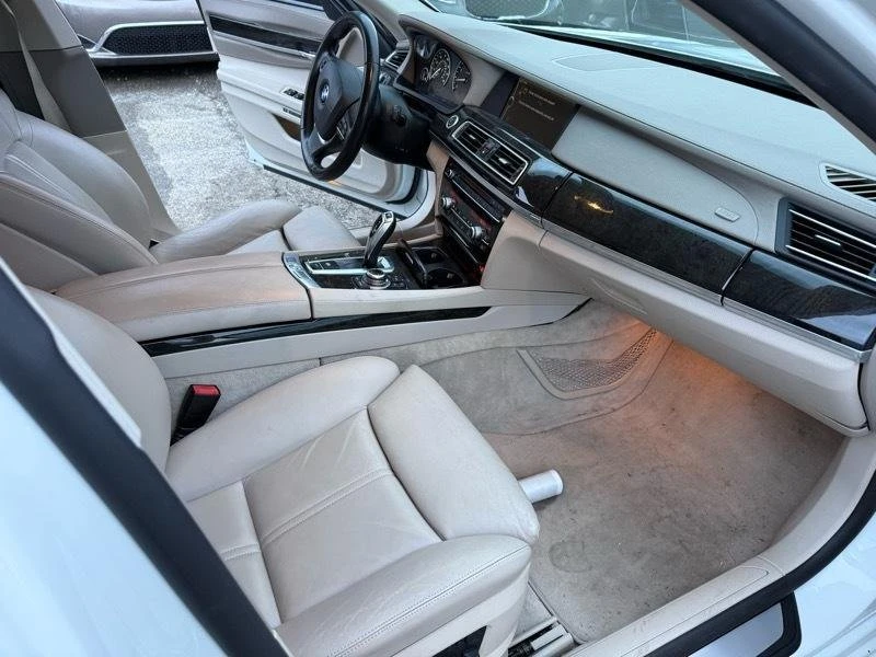 2012 BMW Alpina B7 - Image 11 of 20