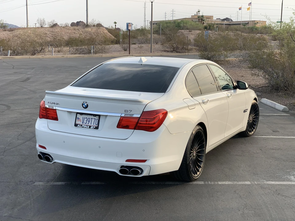2012 BMW Alpina B7 - Image 25 of 31