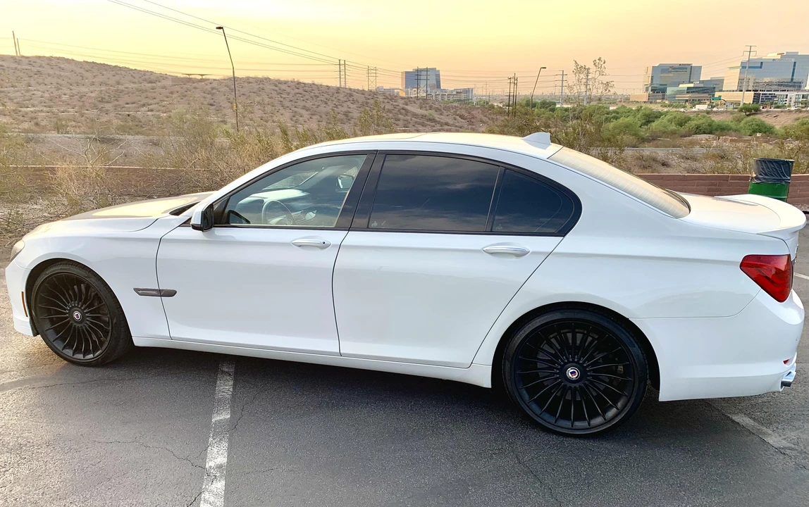 2012 BMW Alpina B7 - Image 19 of 31