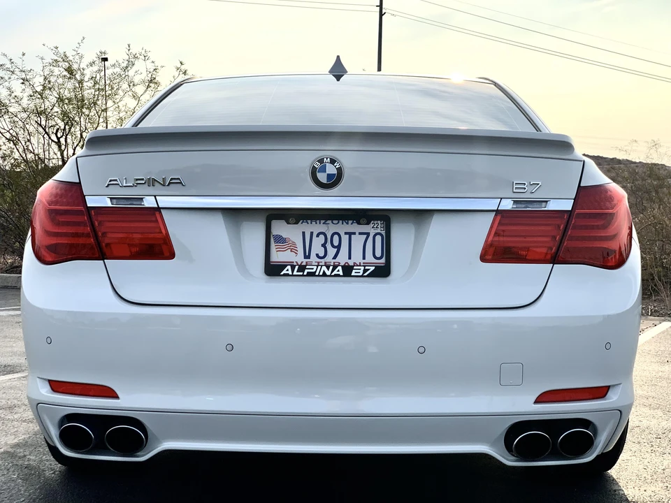 2012 BMW Alpina B7 - Image 23 of 31