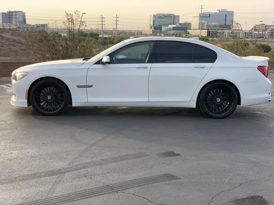 2012 BMW Alpina B7 - Image 17 of 31
