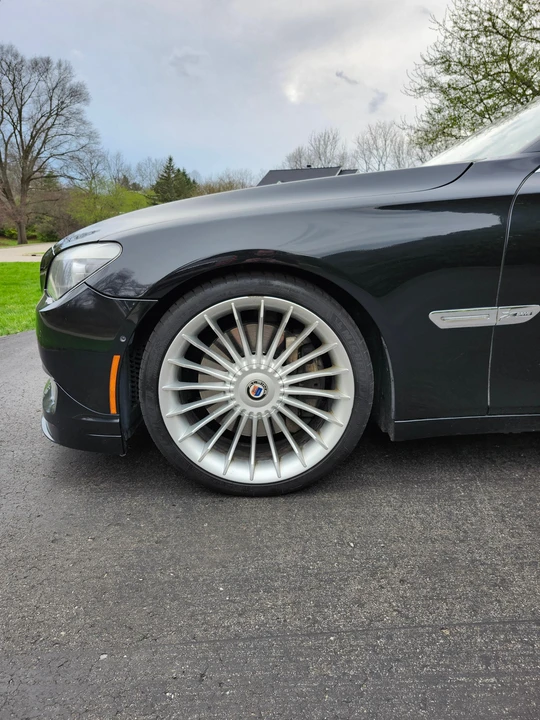 2012 BMW Alpina B7 - Image 17 of 31