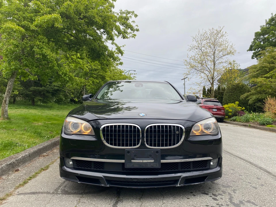 2012 BMW Alpina B7 - Image 8 of 31