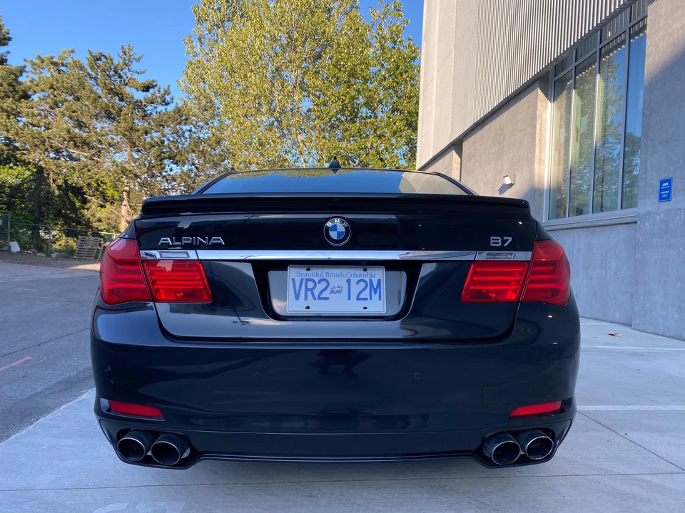 2012 BMW Alpina B7 - Image 23 of 31