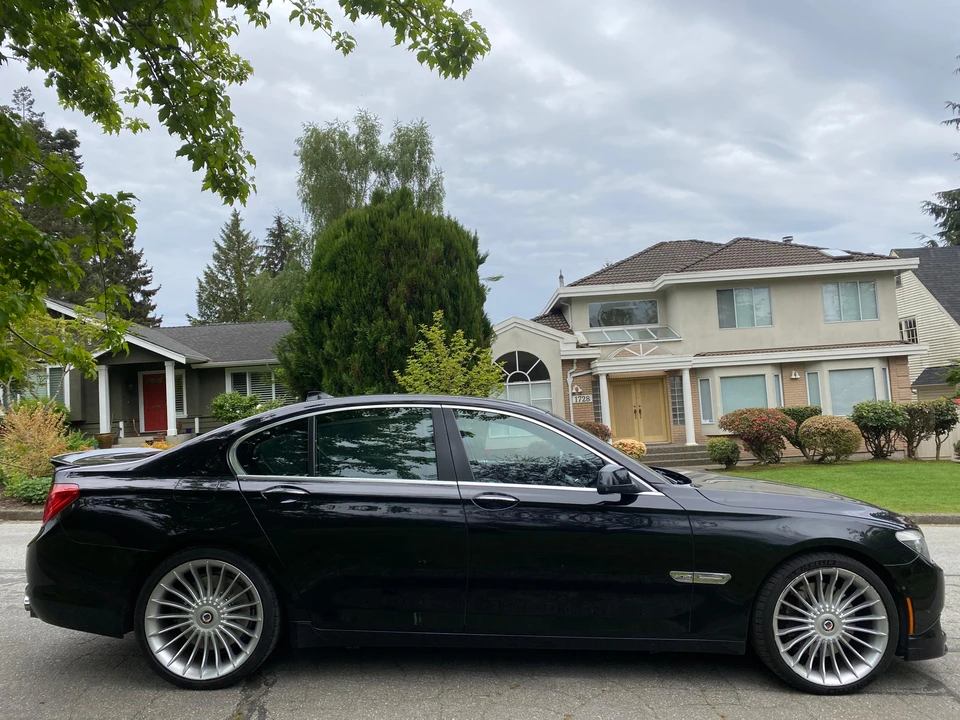 2012 BMW Alpina B7 - Image 29 of 31