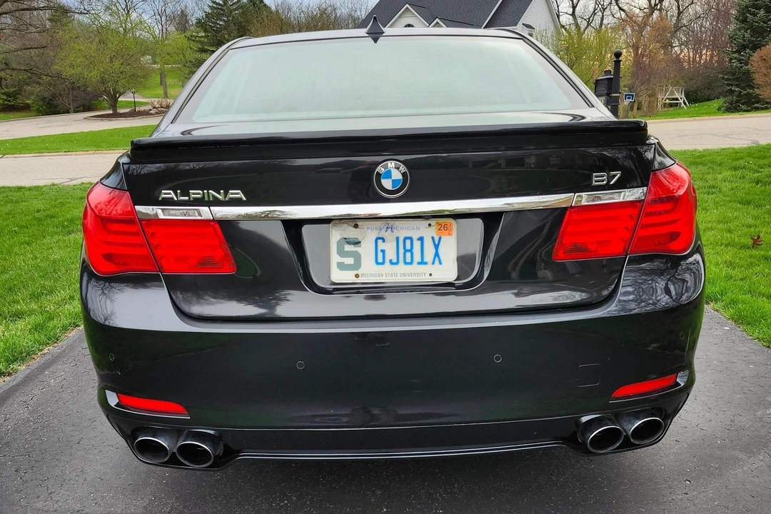 2012 BMW Alpina B7 - Image 5 of 31