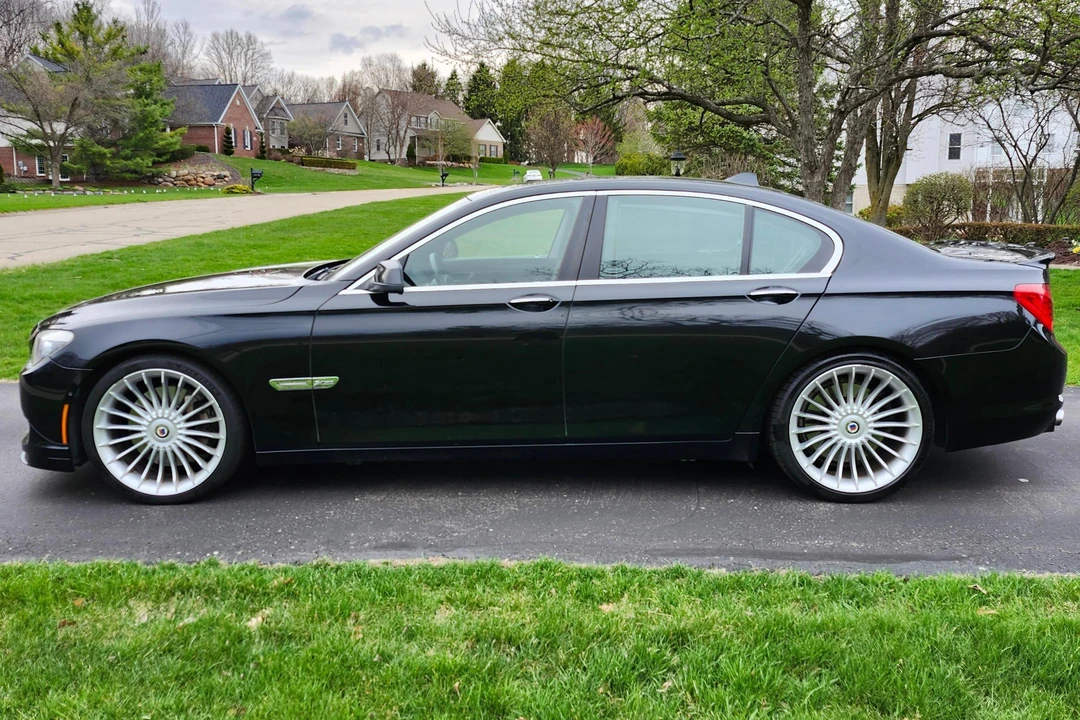 2012 BMW Alpina B7 - Image 3 of 31