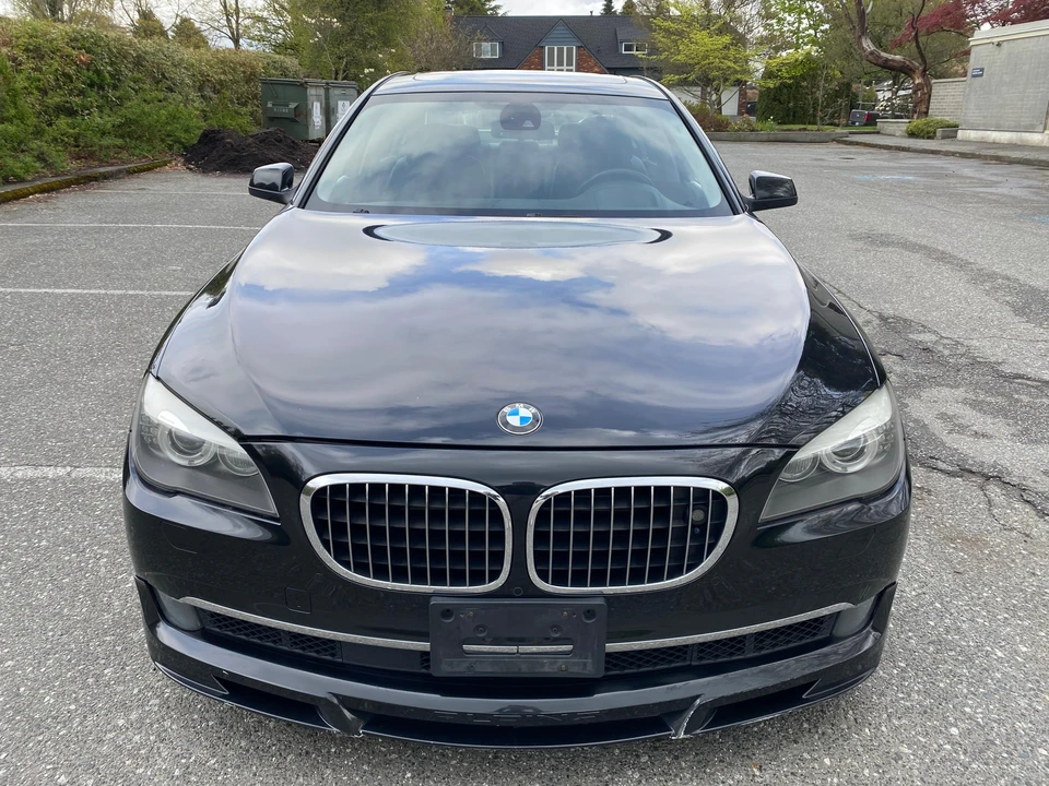 2012 BMW Alpina B7 - Image 7 of 31