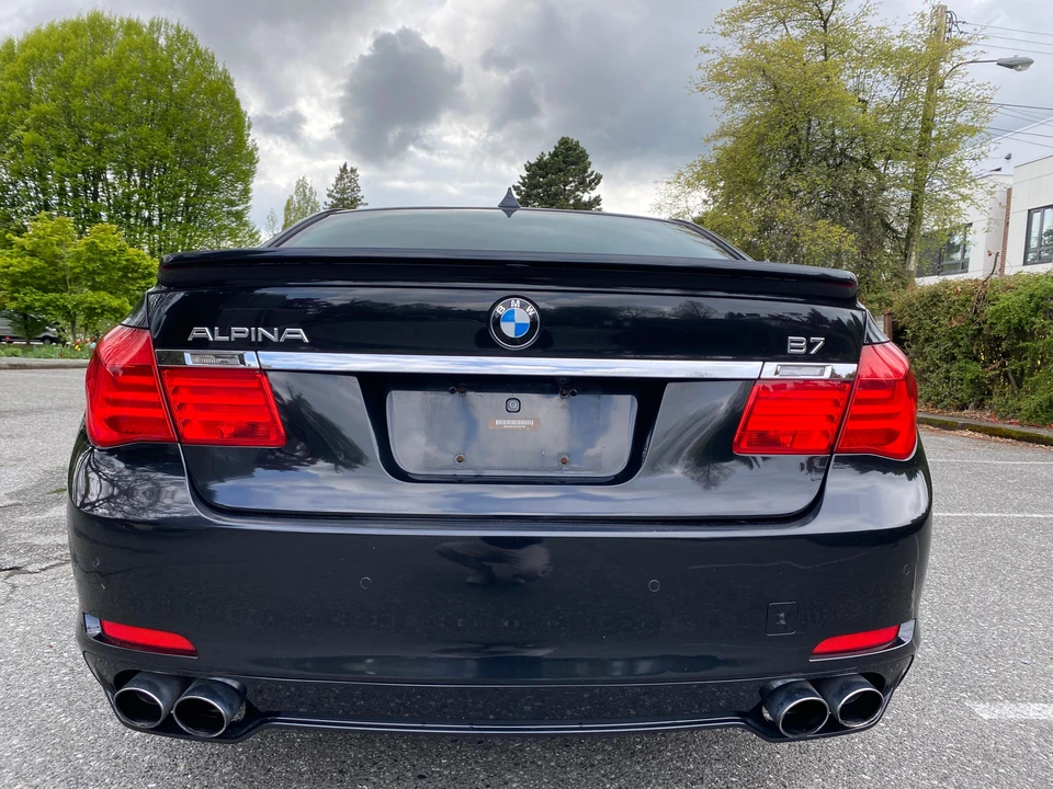 2012 BMW Alpina B7 - Image 20 of 31