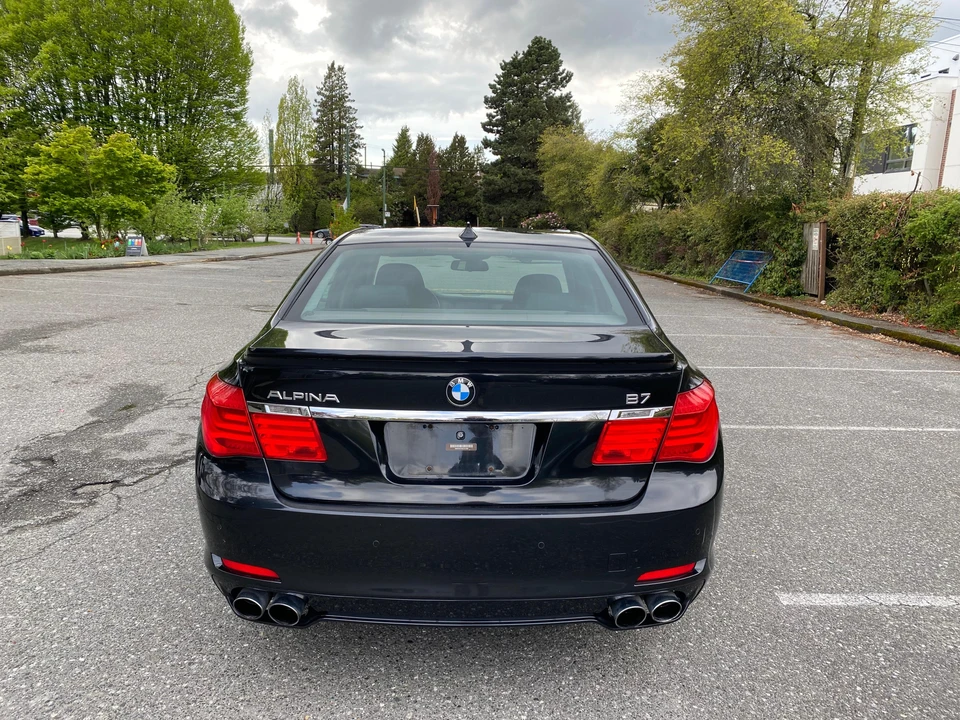 2012 BMW Alpina B7 - Image 22 of 31