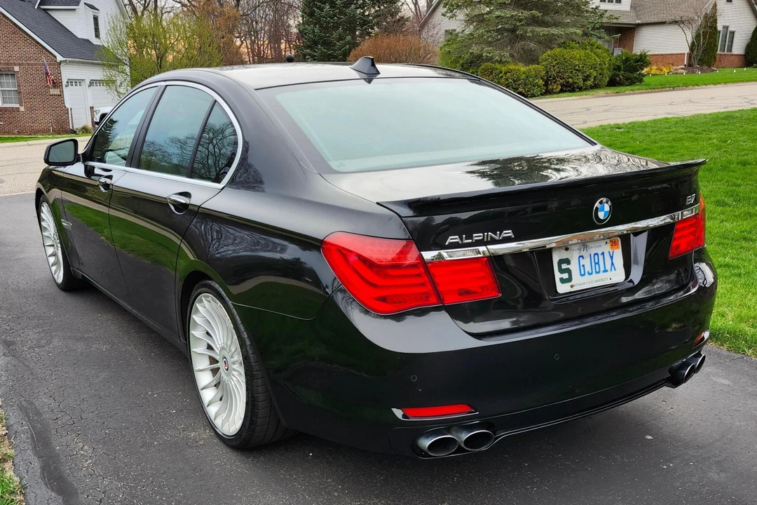 2012 BMW Alpina B7 - Image 4 of 31
