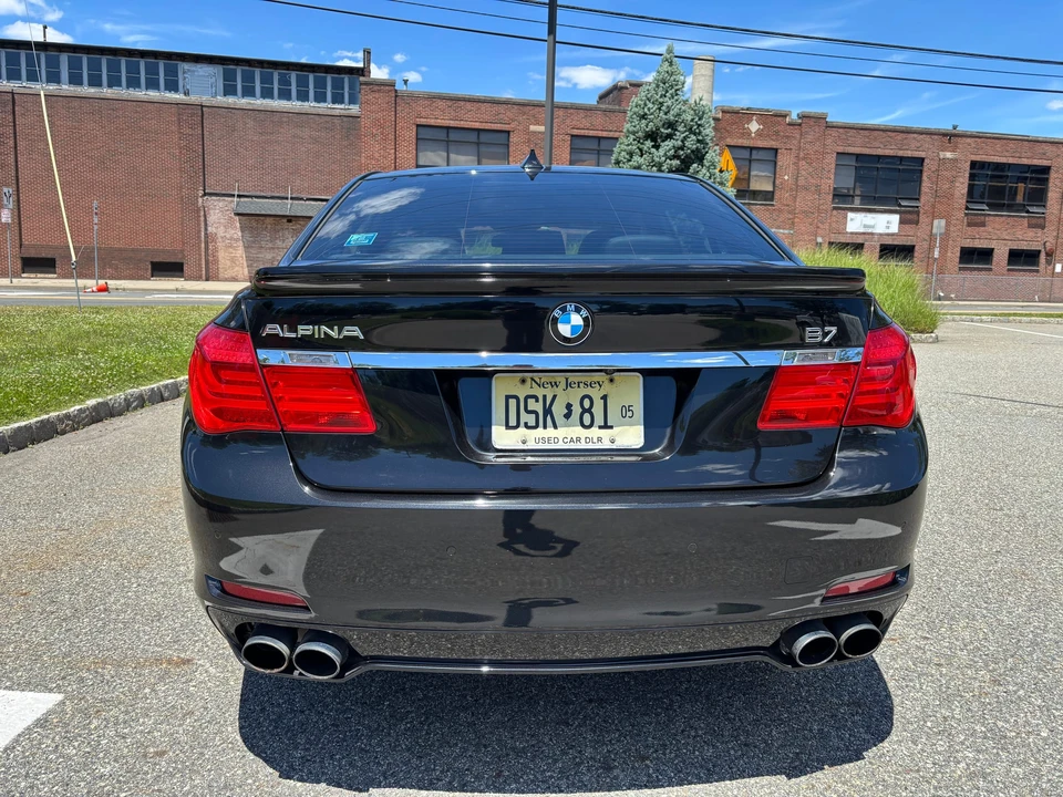 2012 BMW Alpina B7 - Image 12 of 31