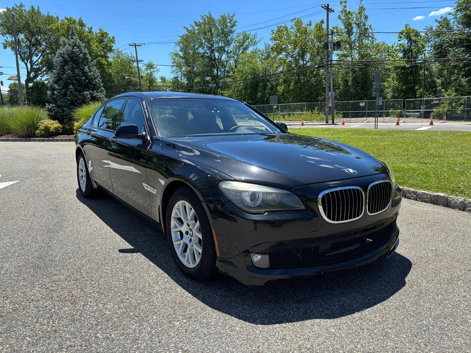 2012 BMW Alpina B7 - Image 21 of 31