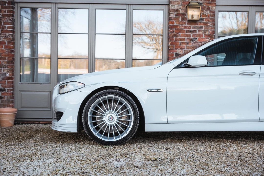 2012 BMW Alpina B5 - Image 17 of 31