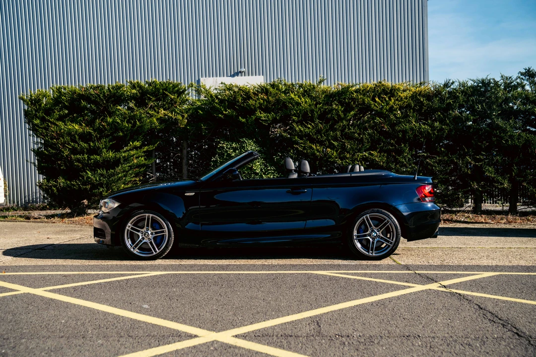 2012 BMW E82 135i & 135is - Image 5 of 31