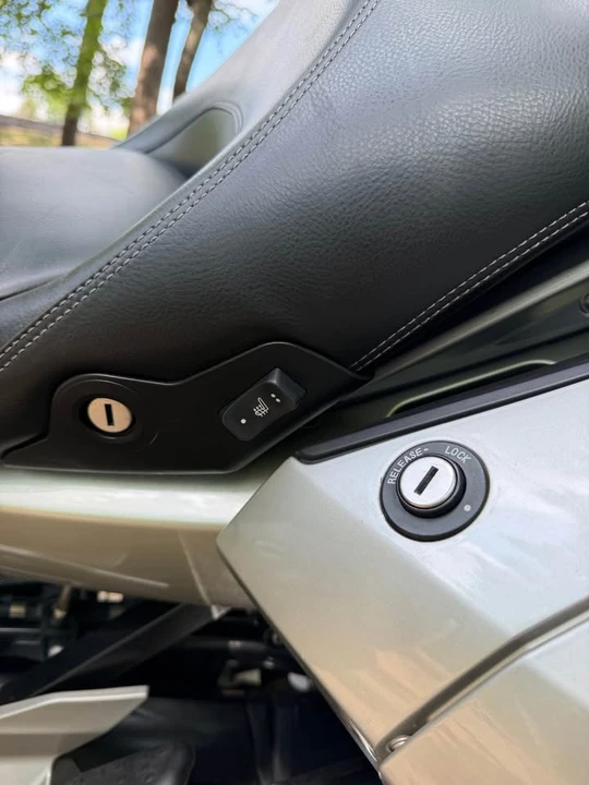 2012 BMW K1600 - Image 9 of 11