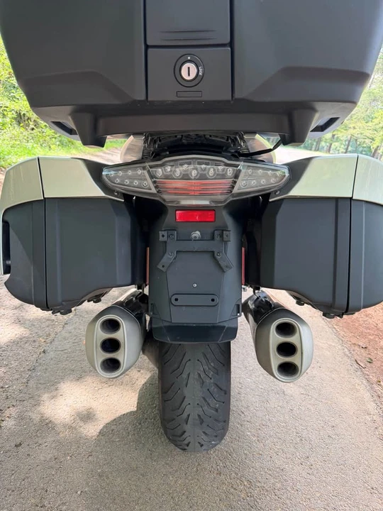 2012 BMW K1600 - Image 4 of 11