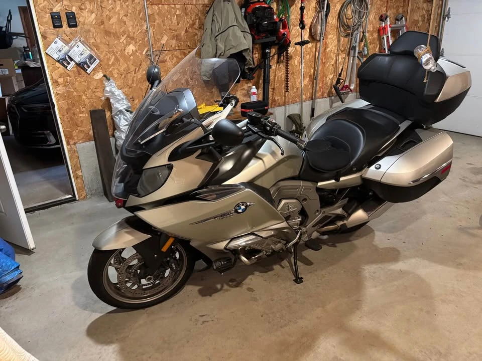2012 BMW K1600 - Image 2 of 3