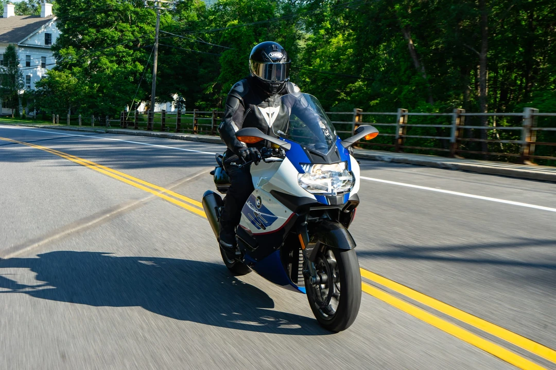 2012 BMW K1200 & K1300 - Image 2 of 31