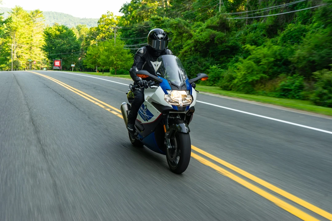 2012 BMW K1200 & K1300 - Image 6 of 31