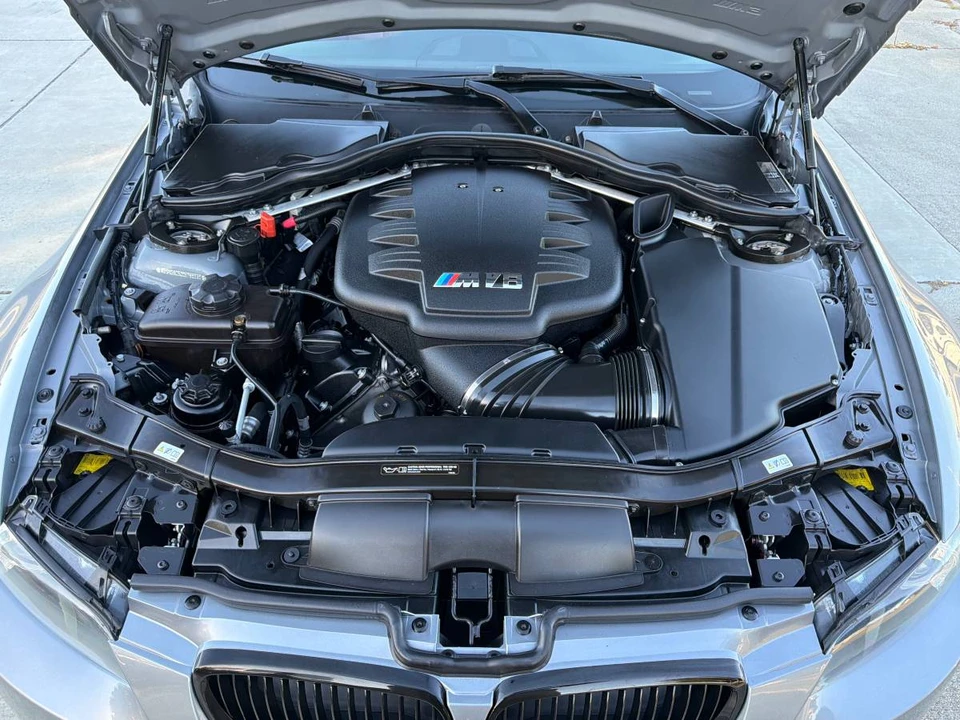 2012 BMW E92 M3 Coupe - Image 13 of 24