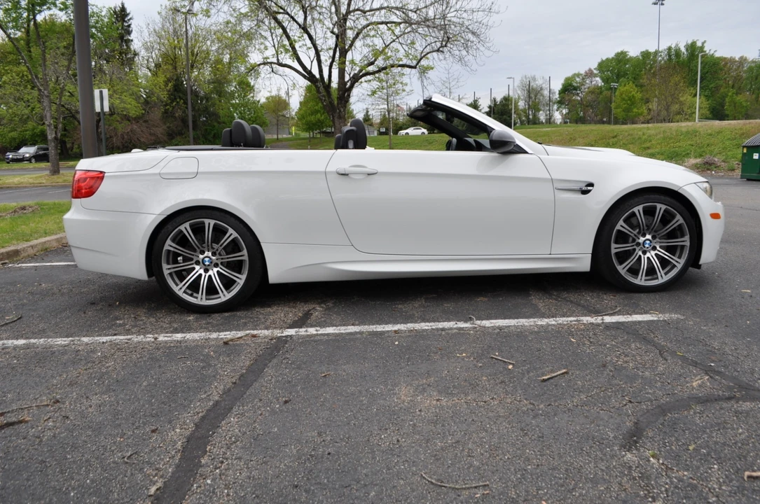 2012 BMW E93 M3 Convertible - Image 6 of 31