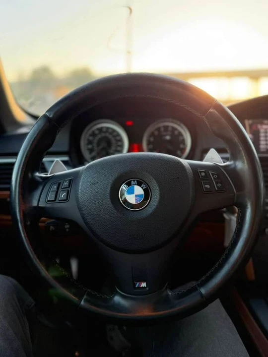 2012 BMW E93 M3 Convertible - Image 12 of 17