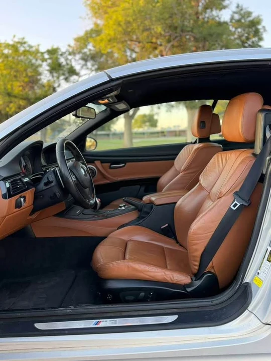 2012 BMW E93 M3 Convertible - Image 8 of 17