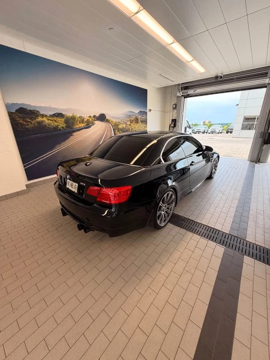 2012 BMW E93 M3 Convertible - Image 16 of 16