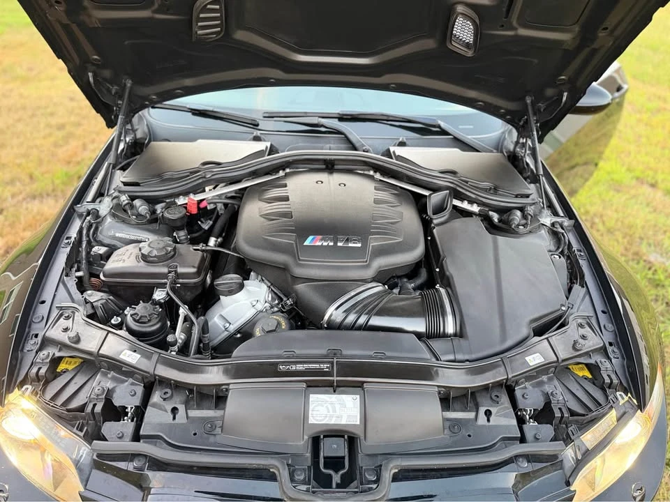2012 BMW E93 M3 Convertible - Image 2 of 10