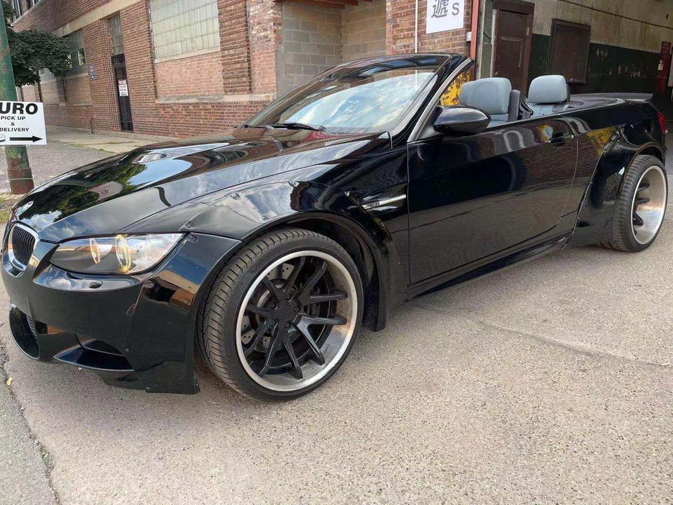 2012 BMW E93 M3 Convertible - Image 3 of 31