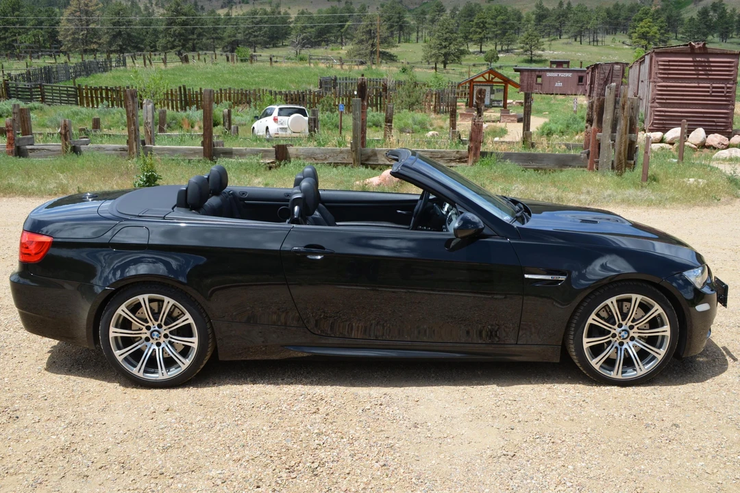 2012 BMW E93 M3 Convertible - Image 3 of 7