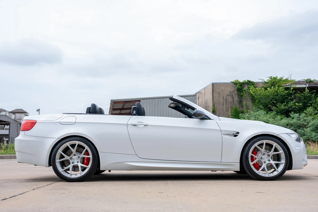 2012 BMW E93 M3 Convertible - Image 3 of 31