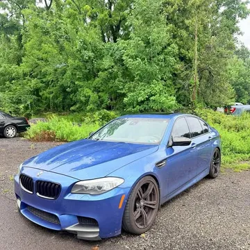 2012 BMW M5 Sedan
