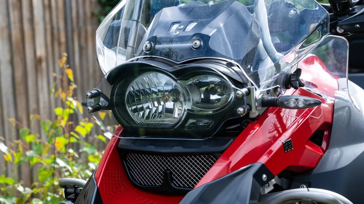 2012 BMW R1100 & R1150 & R1200 & R1250 & R1300 - Image 18 of 30