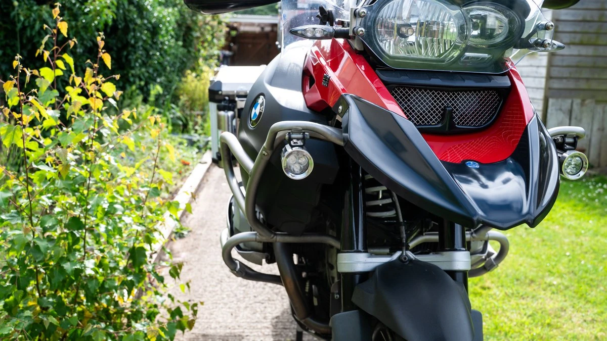 2012 BMW R1100 & R1150 & R1200 & R1250 & R1300 - Image 22 of 30