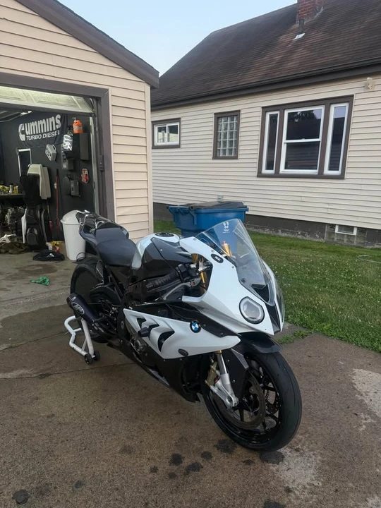 2012 BMW S1000 - Image 2 of 10