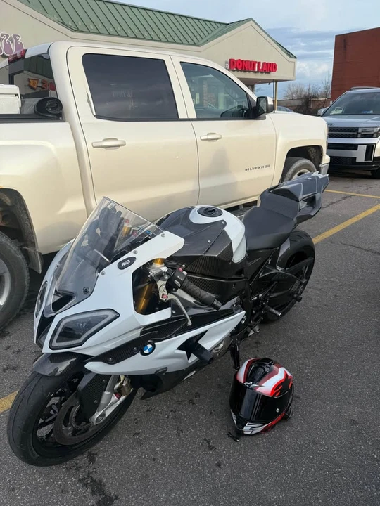 2012 BMW S1000 - Image 9 of 10