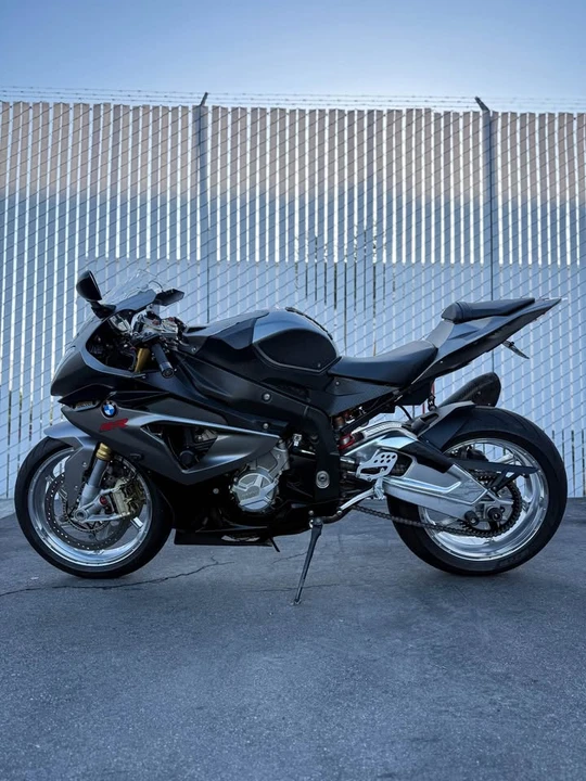 2012 BMW S1000 - Image 8 of 13