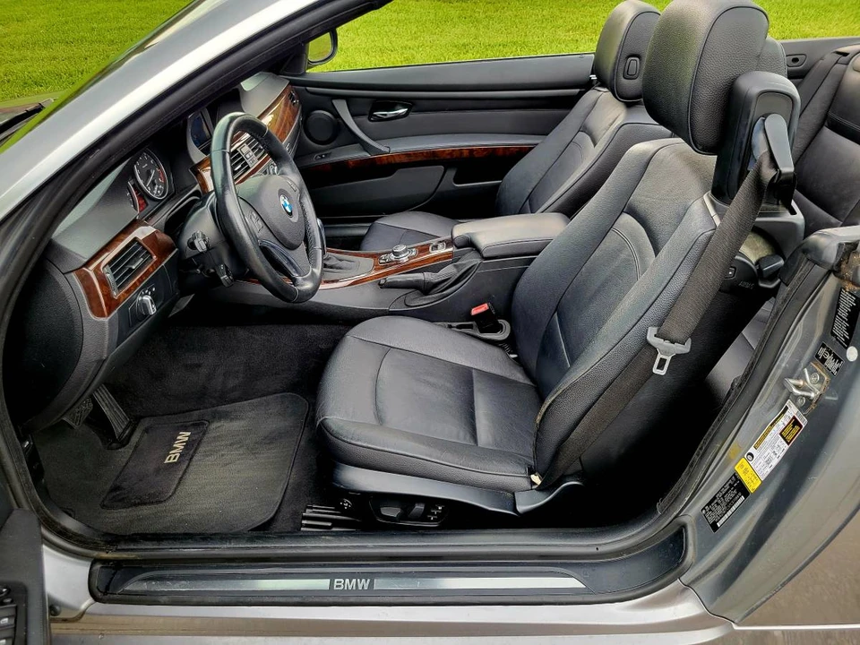 2012 BMW E93 3 Series Convertible - Image 15 of 20