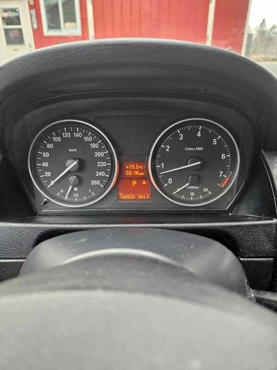 2012 BMW E84 X1 - Image 10 of 10