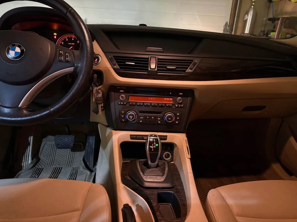 2012 BMW E84 X1 - Image 7 of 9
