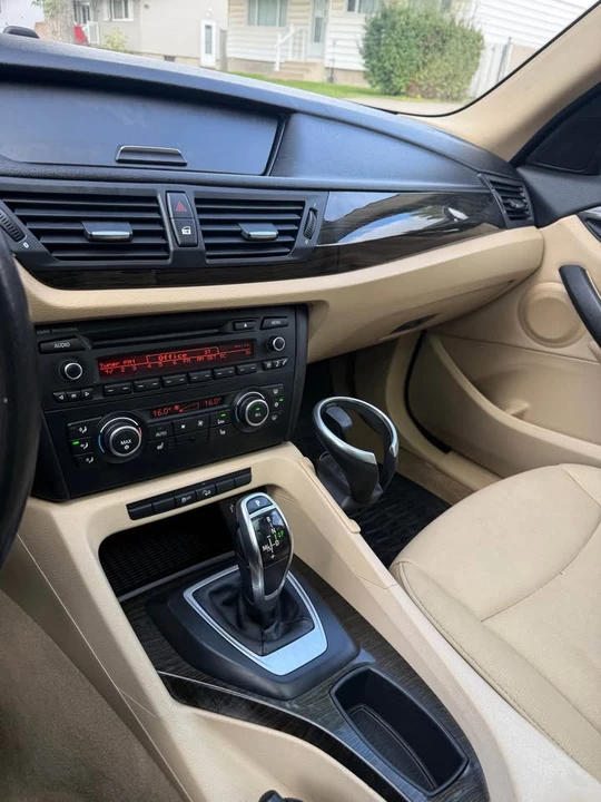 2012 BMW E84 X1 - Image 11 of 14