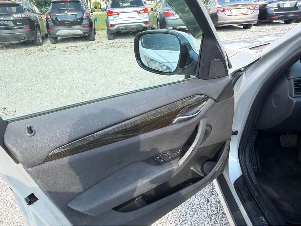 2012 BMW E84 X1 - Image 16 of 20